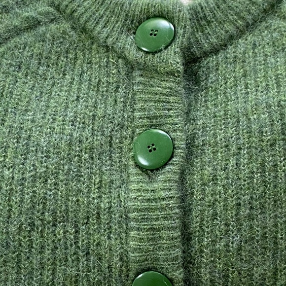 Sezane 'OTHELLO' in 'Laurel'  (XS) - Picture 3 of 10